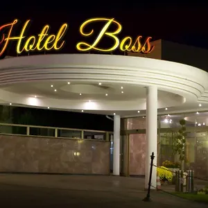 Отель Boss ***